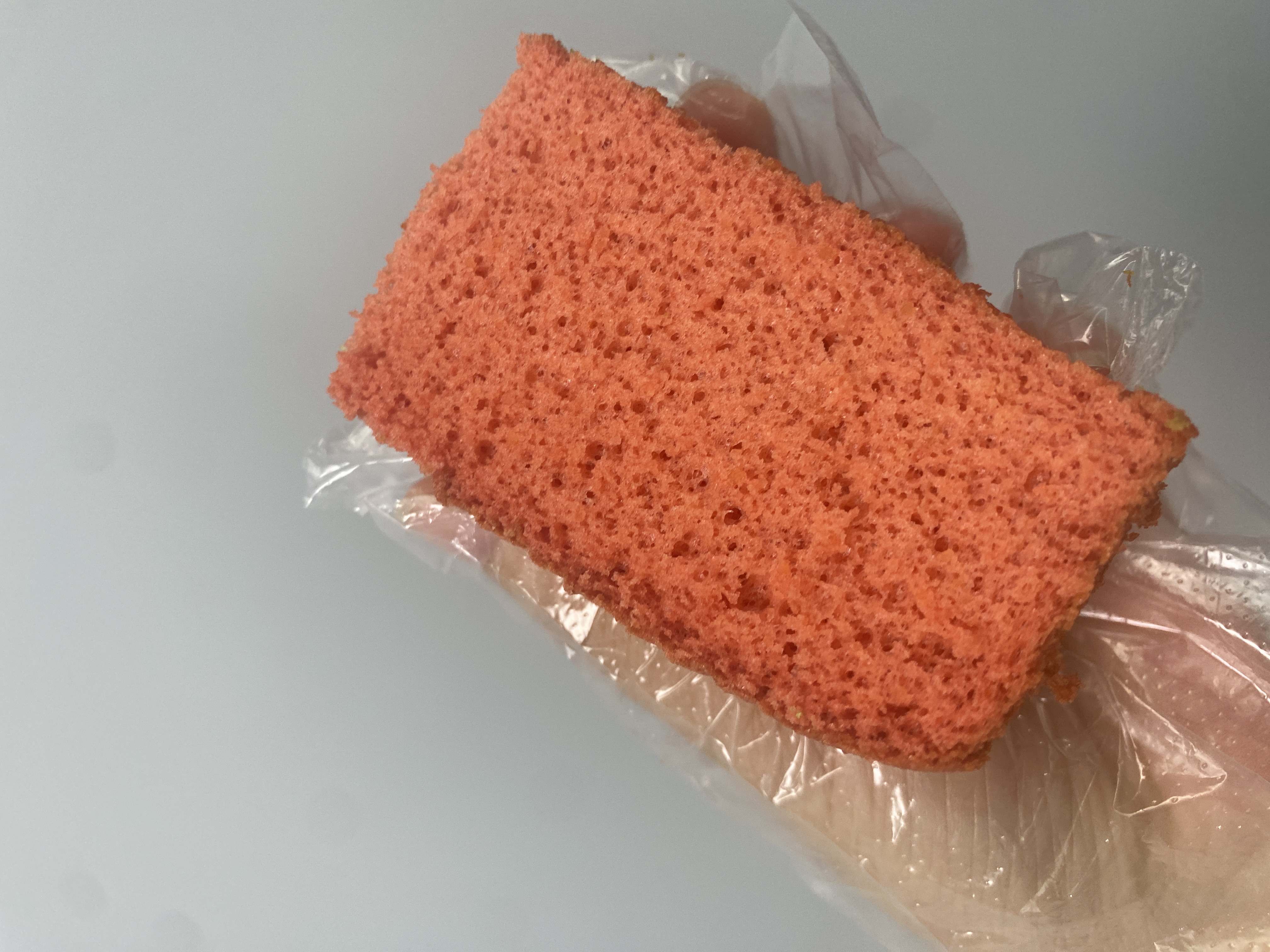 用高粱紅色素和葉綠素制作彩色戚風(fēng)蛋糕 – 完美的制作教程！